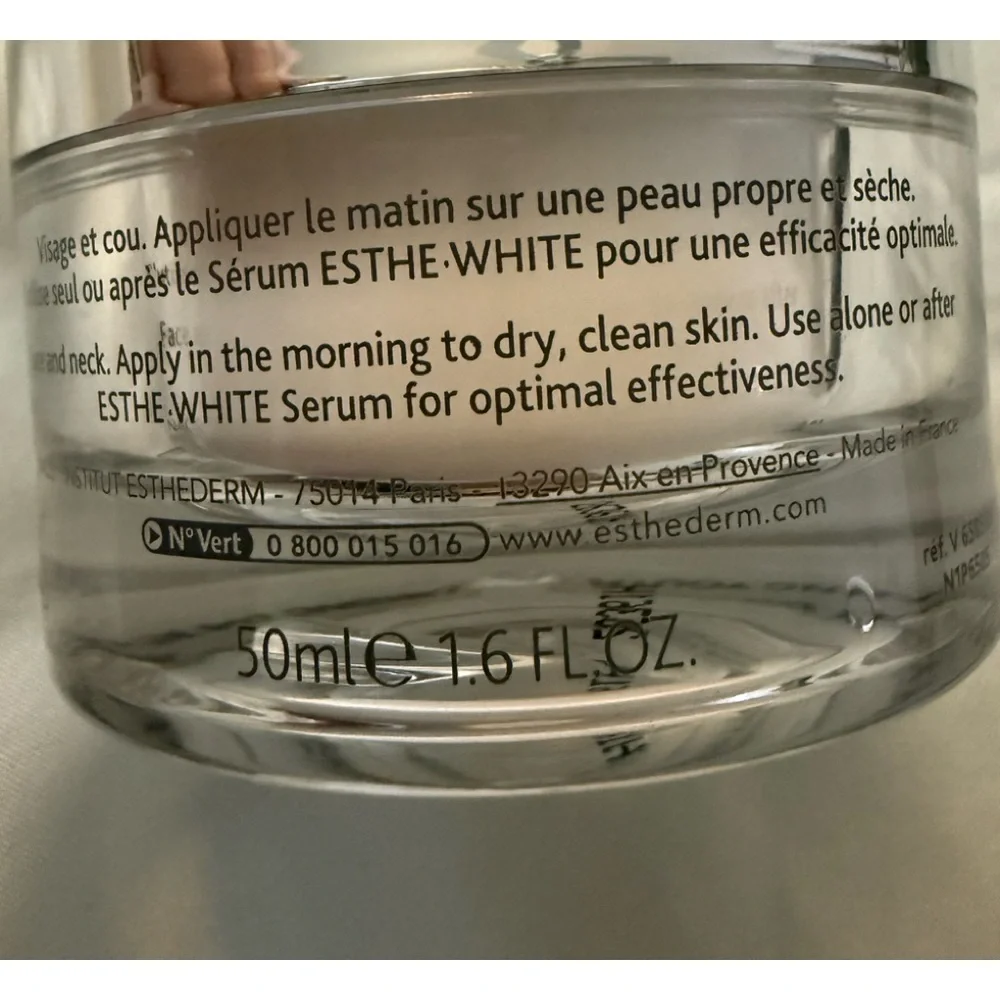 New Esthe-White System - Institut Esthederm - Day moisturizer Cream